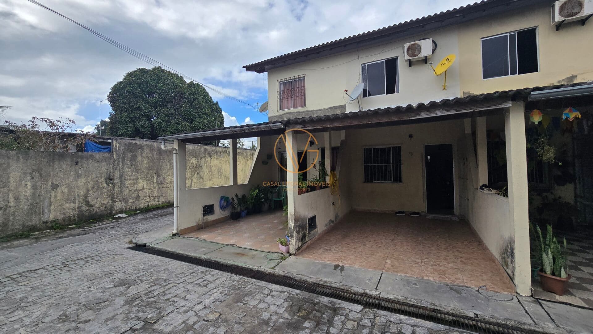 Village à venda em Dias d'Ávila, 2 quartos, com energia solar e garagem coberta – Excelente localização perto do Atakarejo