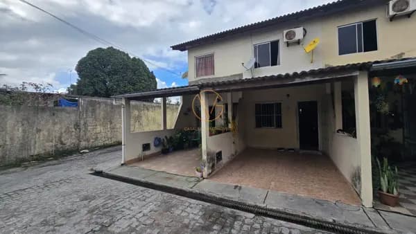 Village à venda em Dias d'Ávila, 2 quartos, com energia solar e garagem coberta – Excelente localização perto do Atakarejo