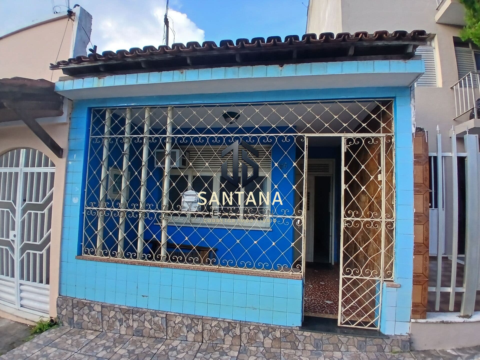 Casa à venda em Teresópolis, Ilhéus – Localização Privilegiada
