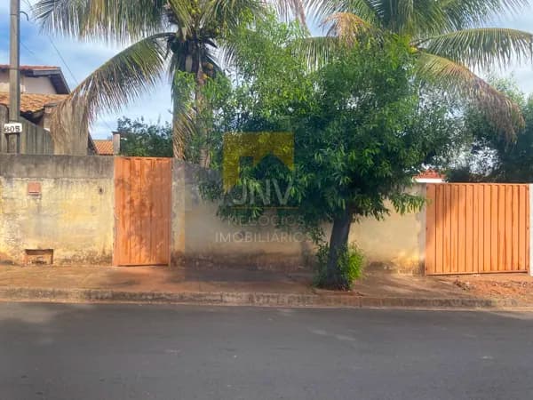 Casa em Monte Aprazível - Centro