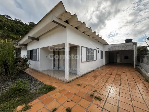 Casa em Brusque - Azambuja
