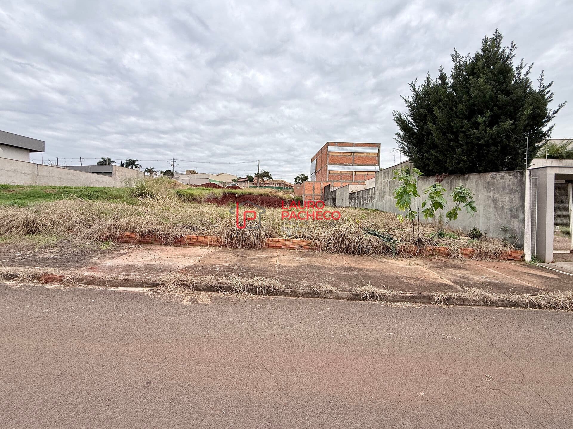 Terreno à Venda no Jardim Vale Verde/Rolândia-Pr.