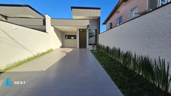 Casa Térrea de Alto Padrão com 3 Quartos e Amplo Terreno – Cidade Jardim | São José dos Pinhais