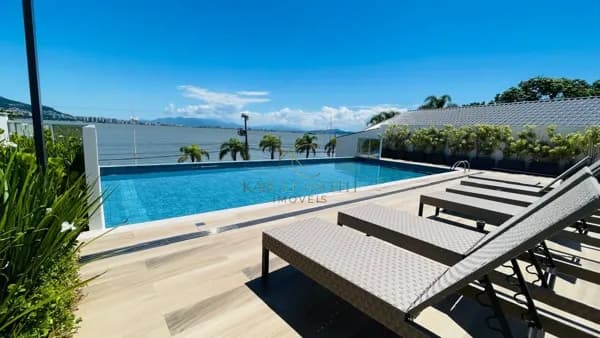 Apartamento Mobiliado, Decorado e Semi equipado em Cacupé