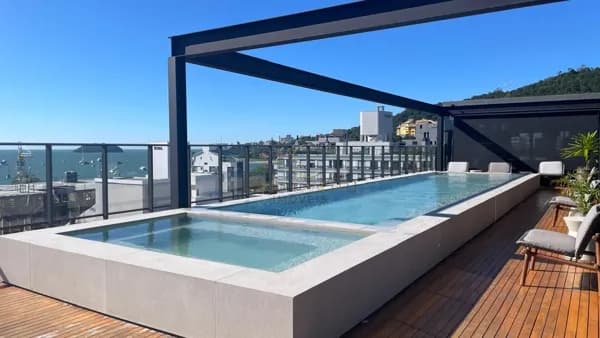 Apartamento em Jurerê a 150 metros do mar