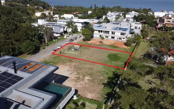Terreno de 762,60 m² no Condomínio Vivá Cacupé | Exclusividade e Natureza