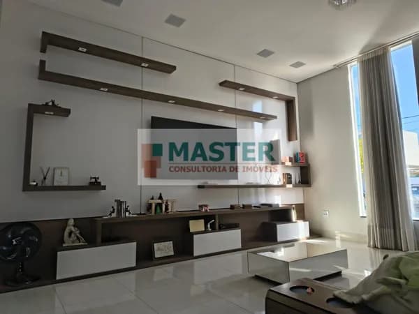 Casa em Uberlândia - Novo Mundo