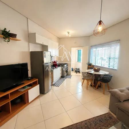 Casa Sobreposta 1 quarto a venda em Osasco 50m2 com vaga coberta no há poucos minutos da Avenida João de Andrade reformada próximo a UBS Santo Antônio