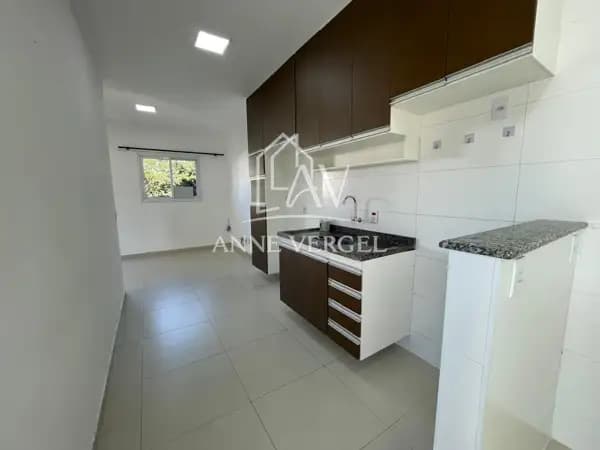 Casa sobreposta 1 quarto à venda no bairro Presidente Altino em Osasco 34m2 com 1 vaga de carro próximo à estação de trem