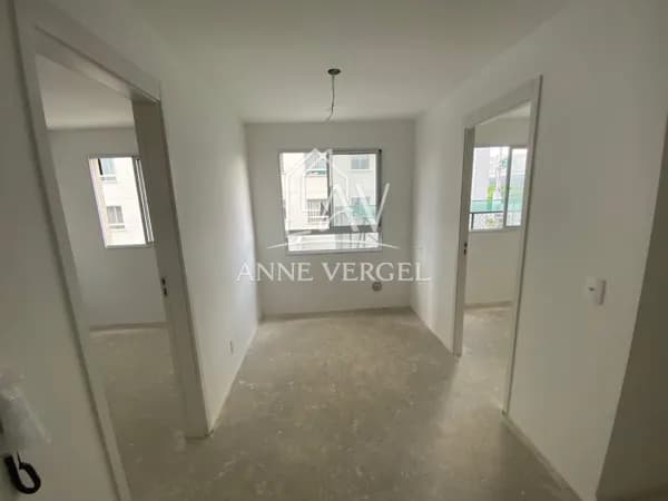 Apartamento com 2 quartos à venda no bairro Chácara Santa Lucia dos Ypes em Carapicuíba com 35m² e 1 vaga de carro próximo ao Supermercado Sonda
