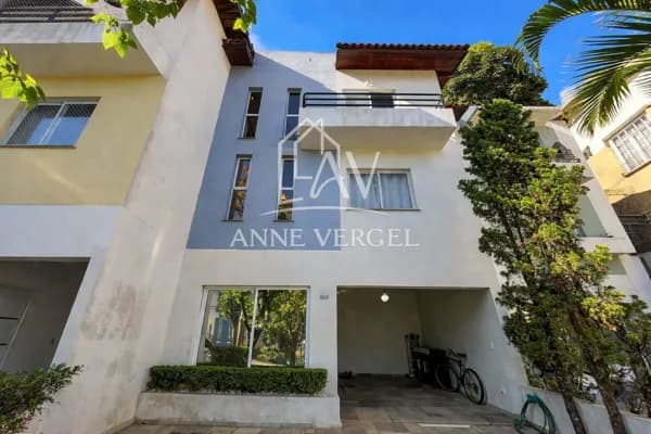 Casa em condomínio com 3 quartos à venda no bairro Granja Viana em Cotia com 157m² e 3 vagas ao lado do The Square