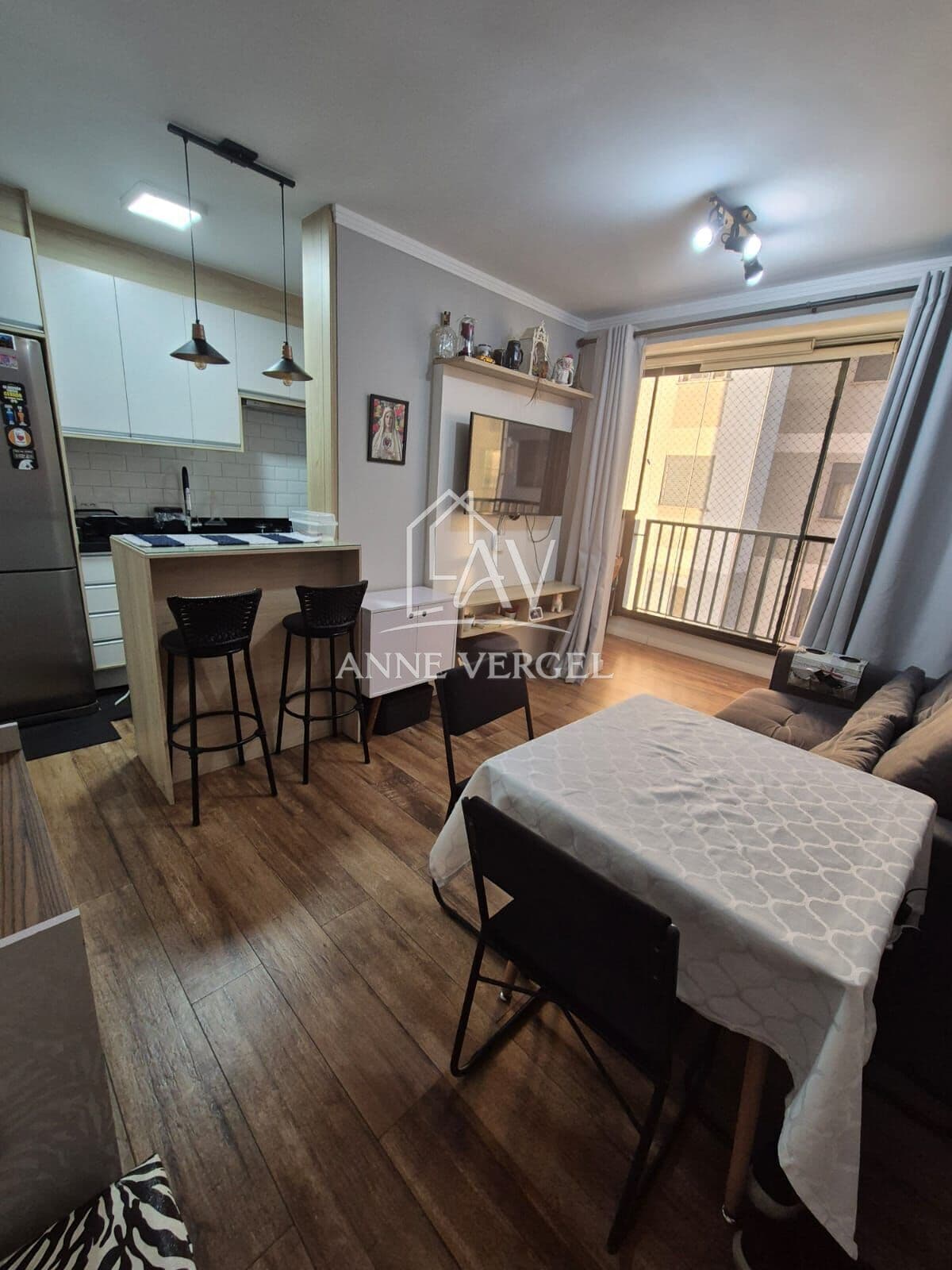 Apartamento 2 quartos à venda no bairro Presidente Altino em Osasco 48m2 com 1 vaga de carro próximo à estação de trem