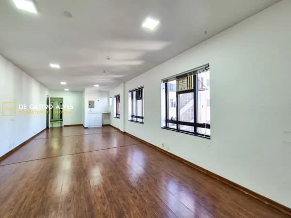 Sala comercial de 45 m² com 1 vaga