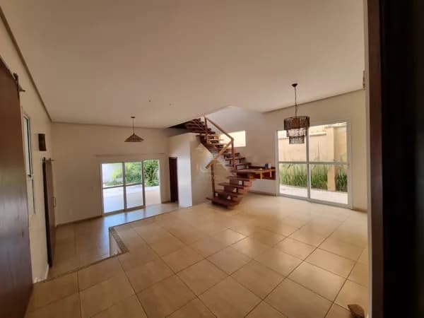 Casa Condomínio Figueira I