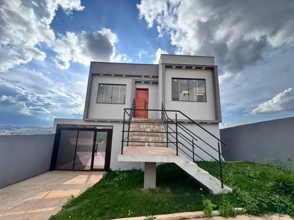Casa à Venda em Condomínio Fechado – Cidade Jardim