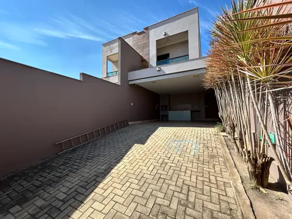 Casa Geminada à Venda no Bairro Novo Horizonte