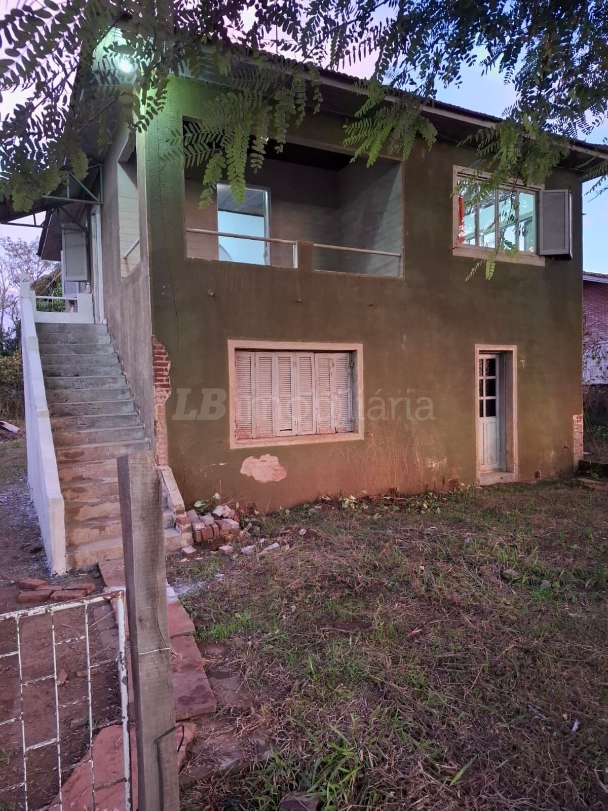 Casa Padrão em Mariante