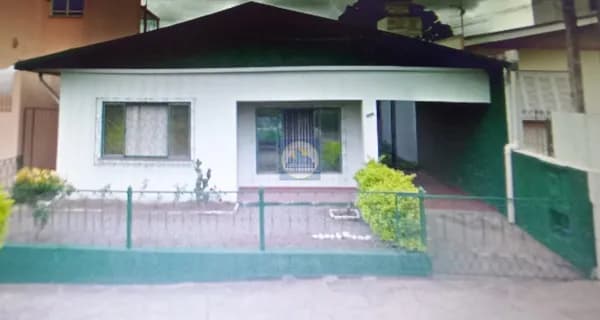 Casa Padrão no Centro