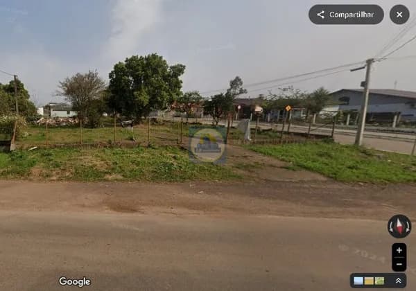 Terreno em rua calçada ótimo para construção residencial/comercial