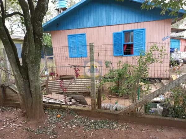 Casa Mista no Acesso Dona Leolodina