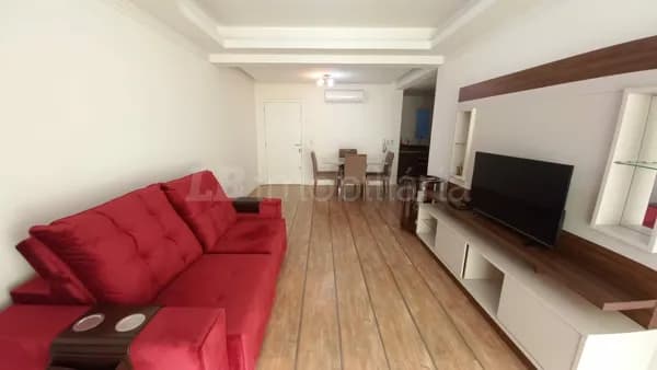 Apartamento Alto Padrão 117m2 com 3 dormitórios e 2 banheiros no Centro.