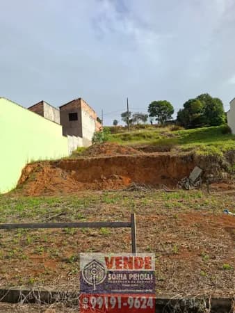 Lote/Terreno em Pouso Alegre - Colina Bandeirantes