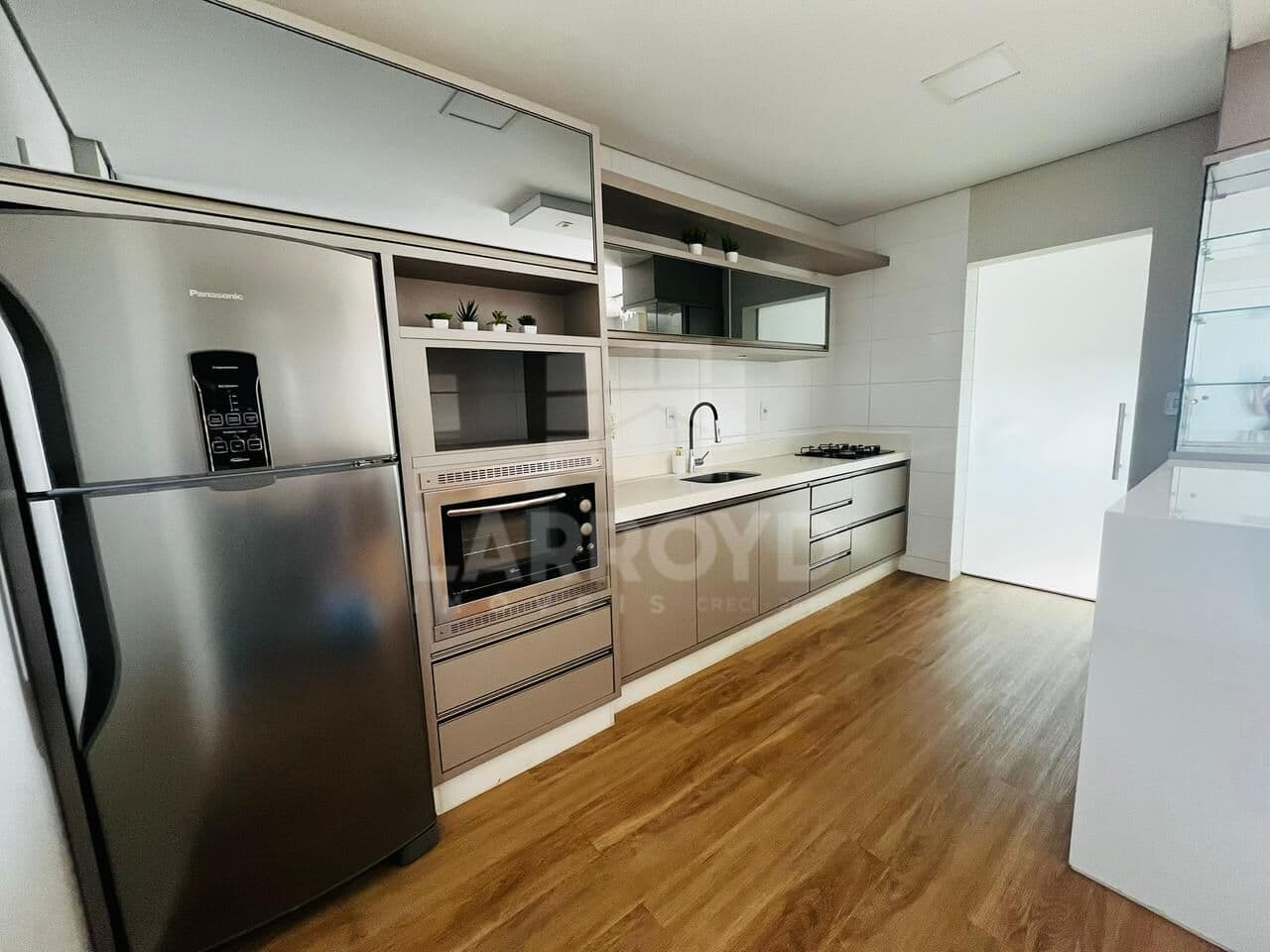 Apartamento à venda no Edifício Monte Lugano
