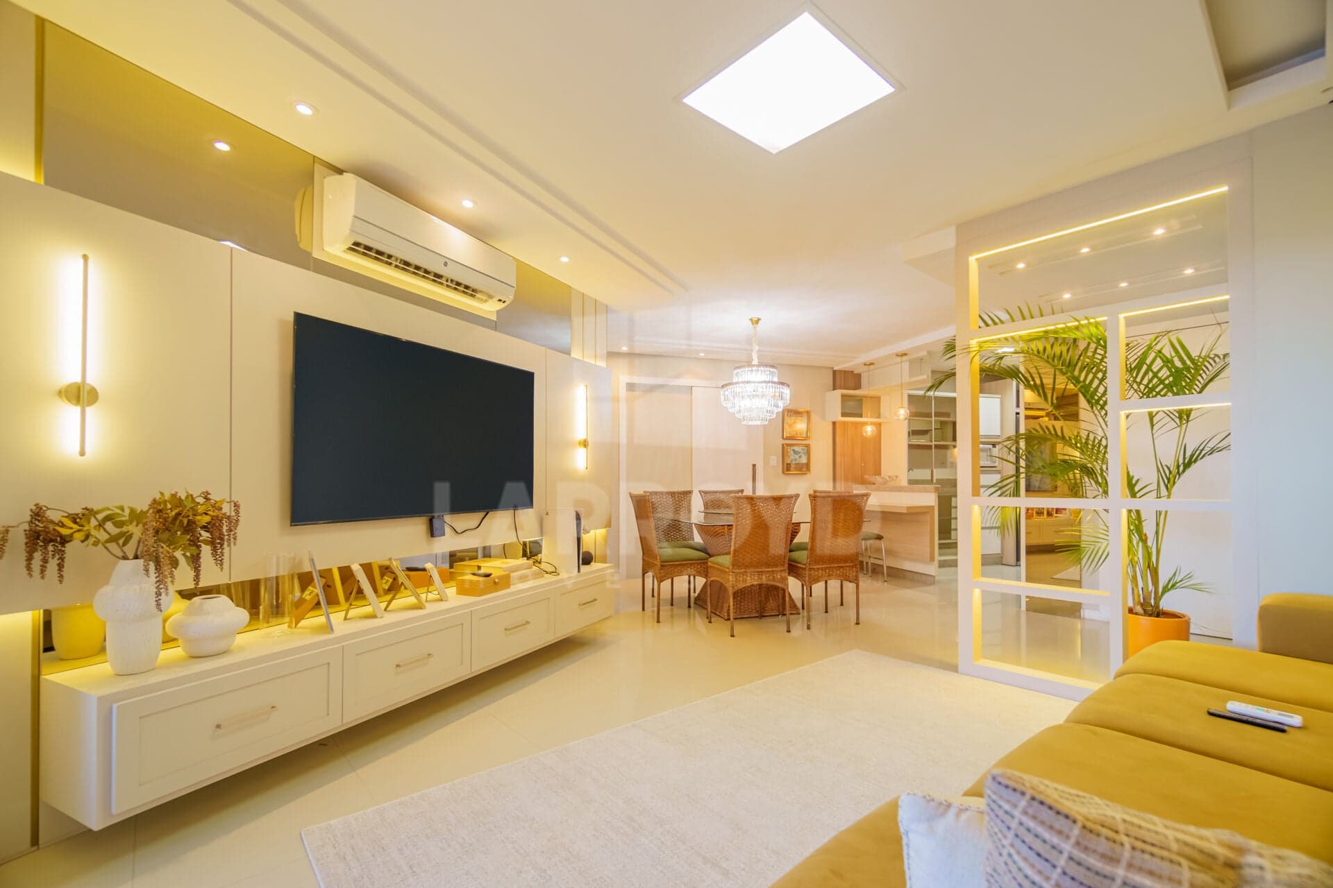 Apartamento mobiliado à venda no Residencial Champs Elysées ⠀