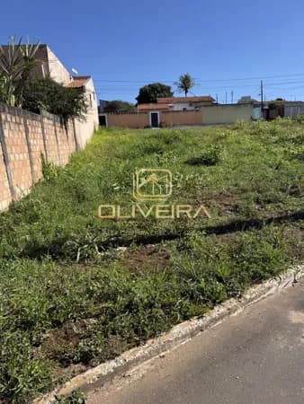 Lote à venda em avenida - Patrocínio/MG