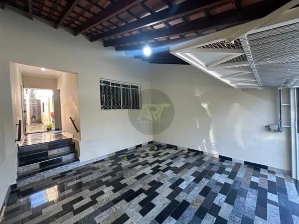 Casa em Santa Bárbara D'Oeste - Parque Residencial do Lago