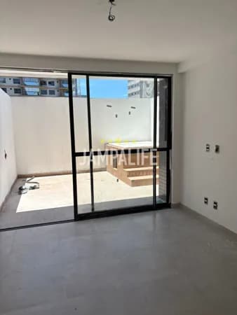 Flat com Área Garden no Jardim Oceania