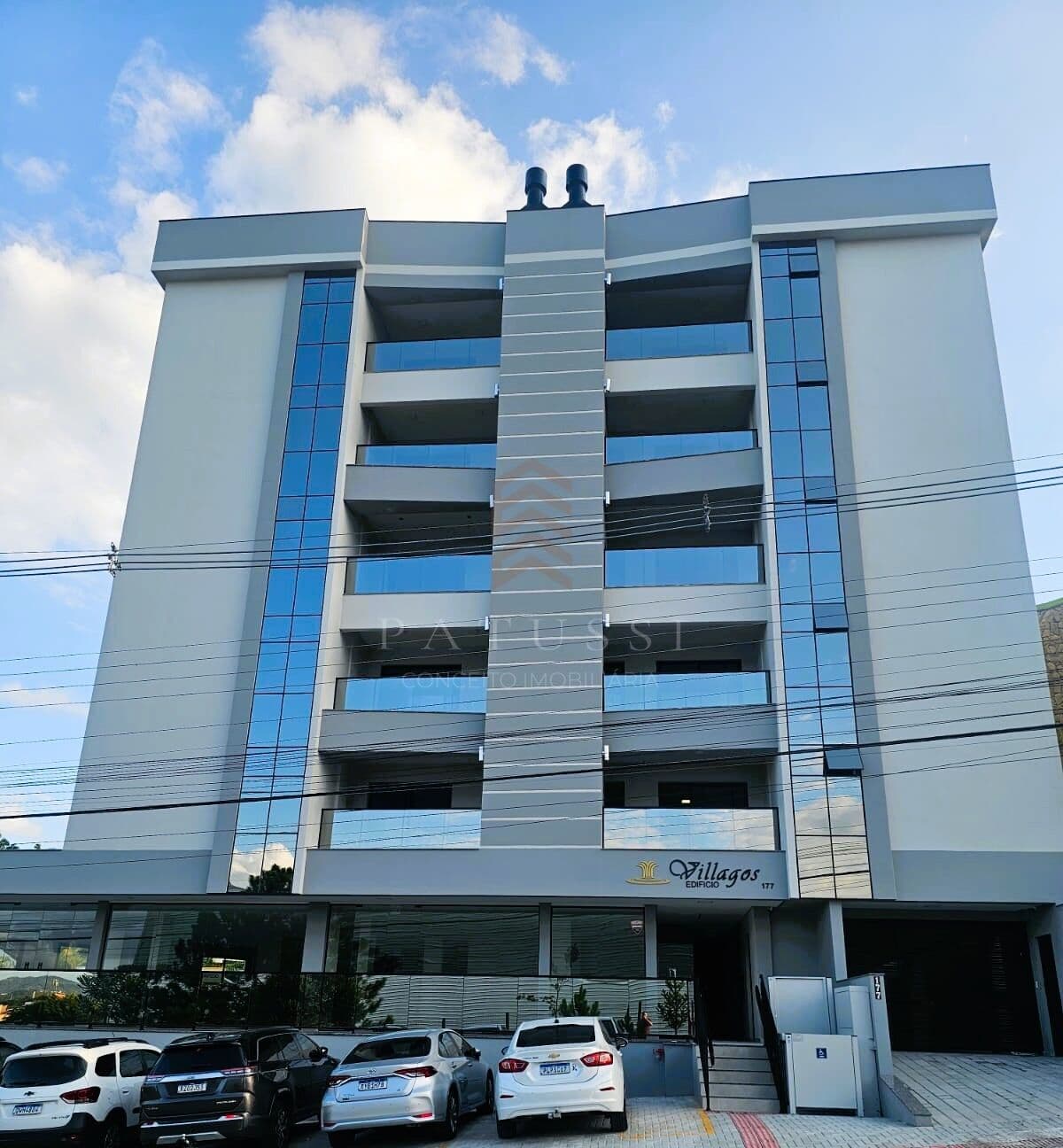 Apartamento de 3 Dormitórios sendo 1 suíte, de frente ! NOVO!!!