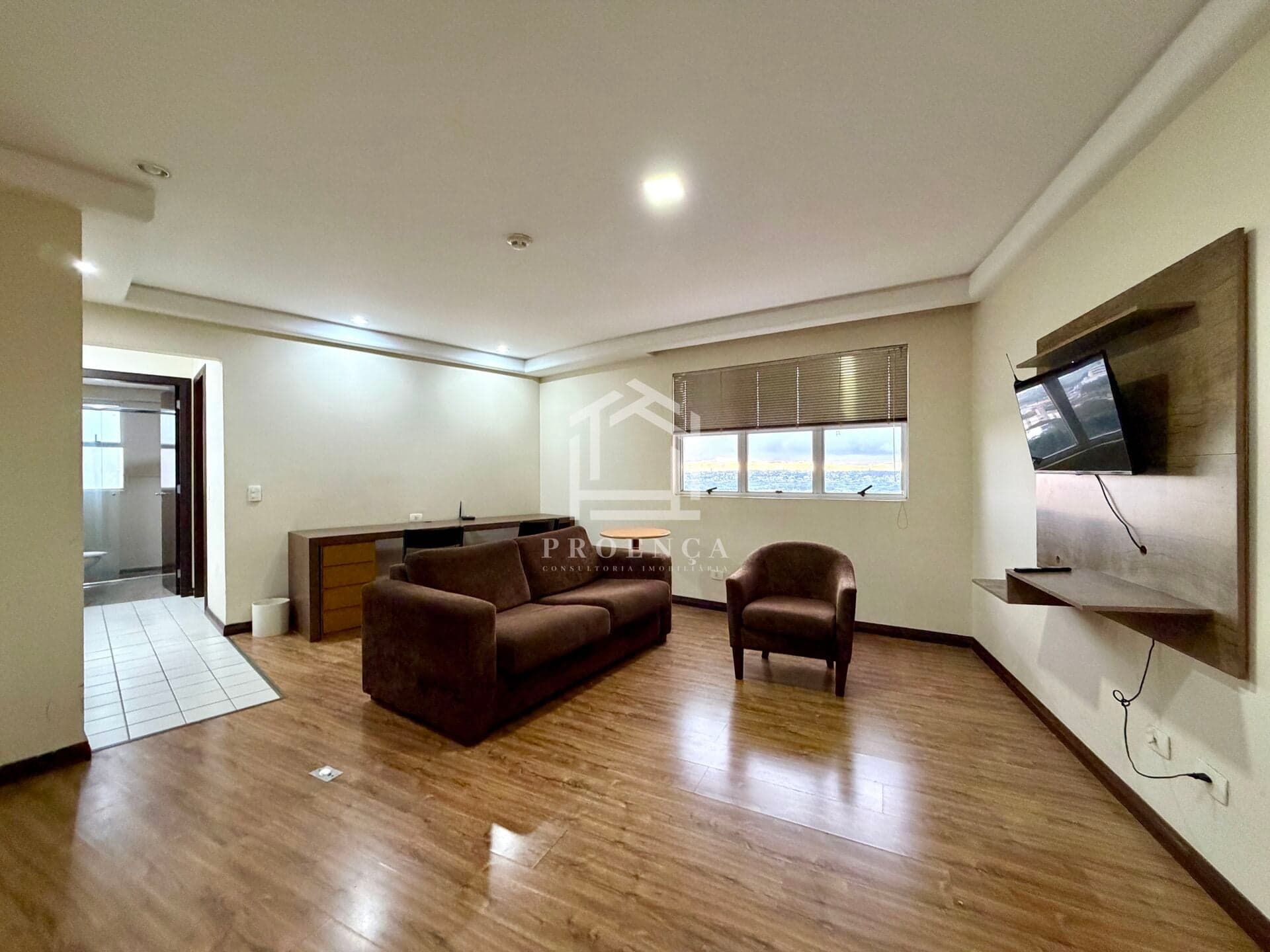 Flat totalmente mobiliado com 1 dorm., 45m² por R$ 240.000 - Centro - SJP/PR