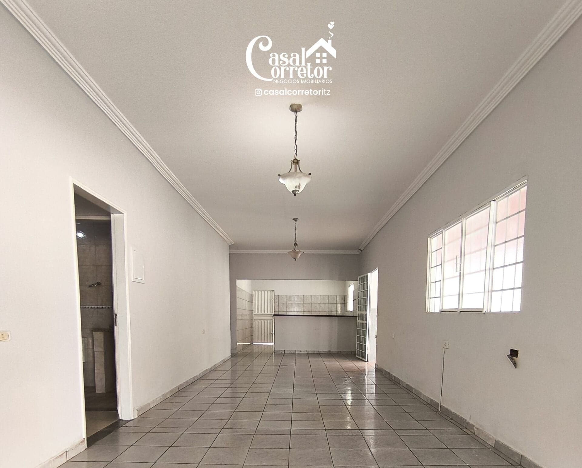 Casa de 03 Quartos com energia solar incluso