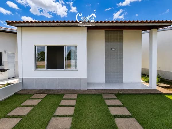 Casa nova em condominío fechado