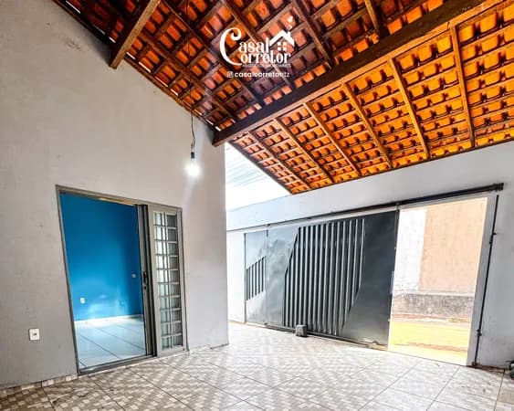 Casa de 2 quartos sendo 1 suíte na bairro Planalto