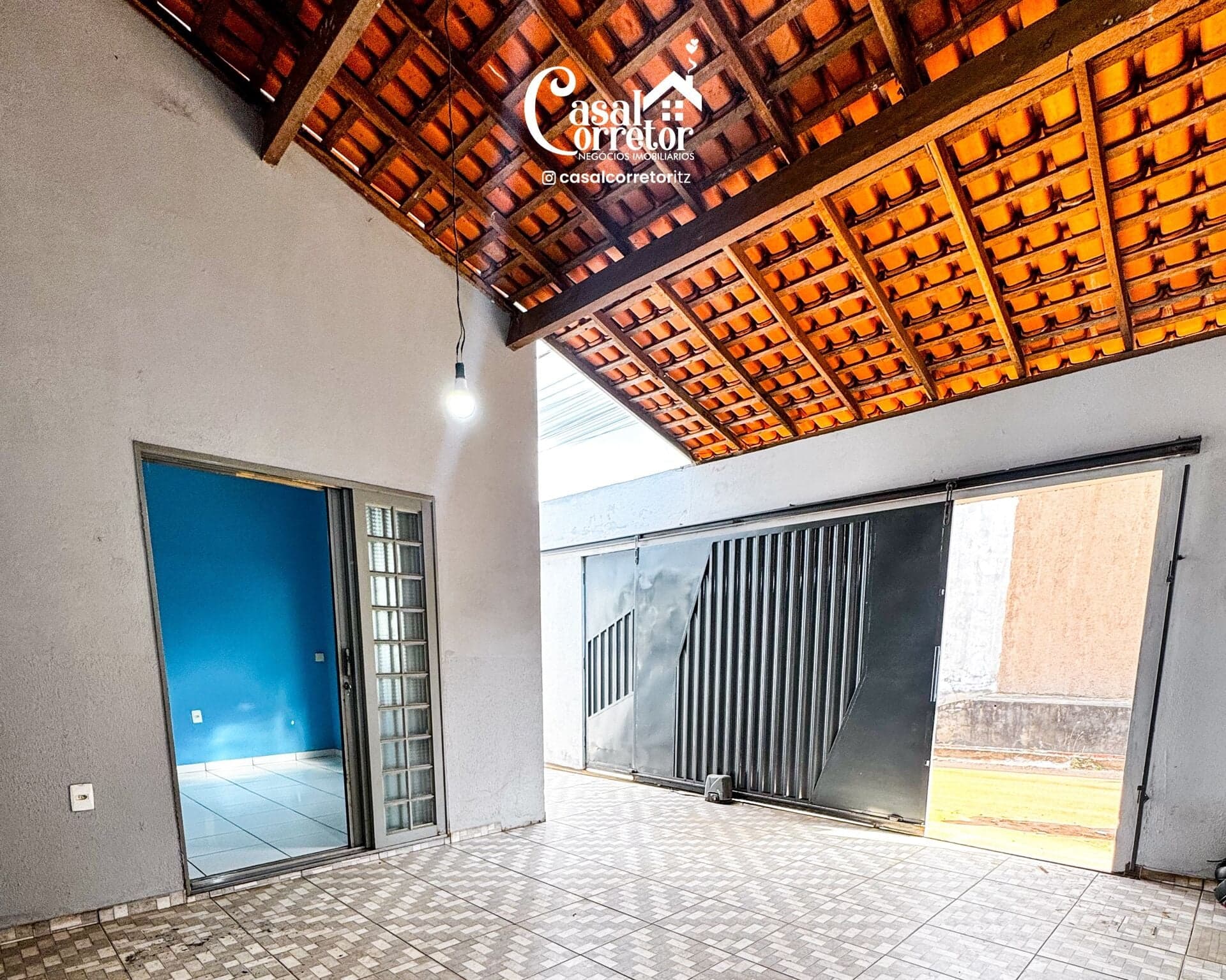 Casa de 2 quartos sendo 1 suíte na bairro Planalto