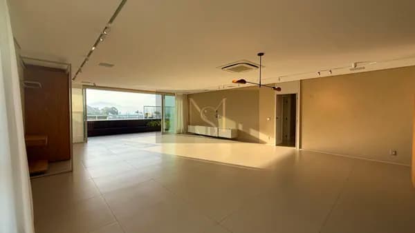 Apartamento Cobertura Linear em Jurerê, Florianópolis/SC