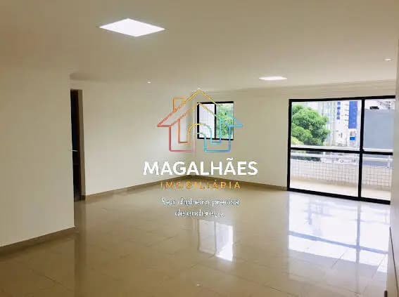 Apartamento à venda no bairro Boa Viagem em Recife/PE