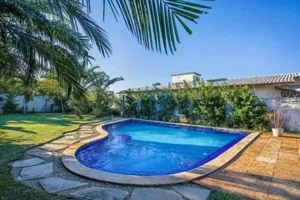 CASA DE ALTO PADRÃO COM 1.000M² DE TERRENO E PISCINA EM CANDELÁRIA