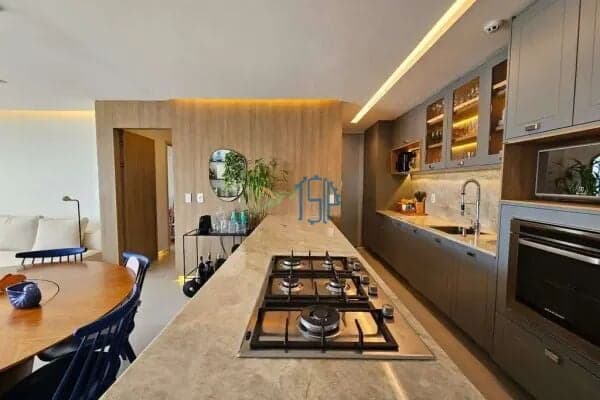 APARTAMENTO MOBILIADO À VENDA EM PETRÓPOLIS | 98M² | 2 QUARTOS | 2 VAGAS | PALAZZO CRISTAL