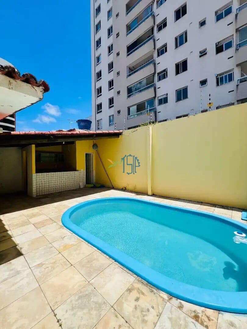 CASA COMERCIAL À VENDA EM LAGOA NOVA | 395m² DE TERRENO EM FRENTE AO NOVO PRÉDIO DA FECOMÉRCIO – R$ 790 MIL