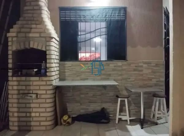 CASA À VENDA EM EMAÚS – 3 QUARTOS, SUÍTE, 200M² DE TERRENO E 2 VAGAS
