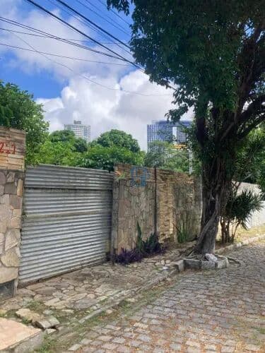 EXCELENTE CASA EM LOCALIZAÇÃO NOBRE DE NATAL – PRÓXIMA À PRAIA DE PONTA NEGRA! NATAL RN