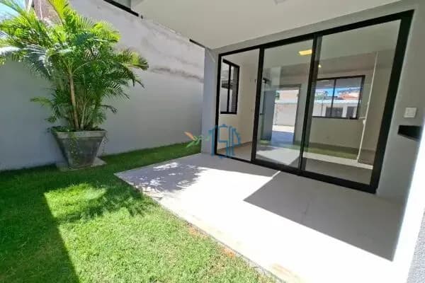DUPLEX COM 03 QUARTOS, SUÍTE E TERRAÇO GOURMET EM NOVA PARNAMIRIM!