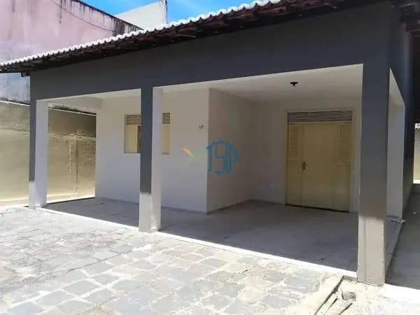 CASA À VENDA NA VILA DE PONTA NEGRA – NATAL/RN | 3 QUARTOS SENDO 1 SUÍTE