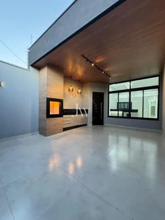 Casa 3 dormitórios (1 suíte)