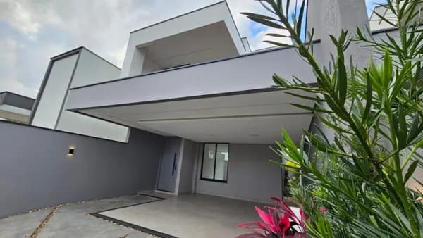 Casa alto padrão no Bairro Amizade/Três Rios do Norte
