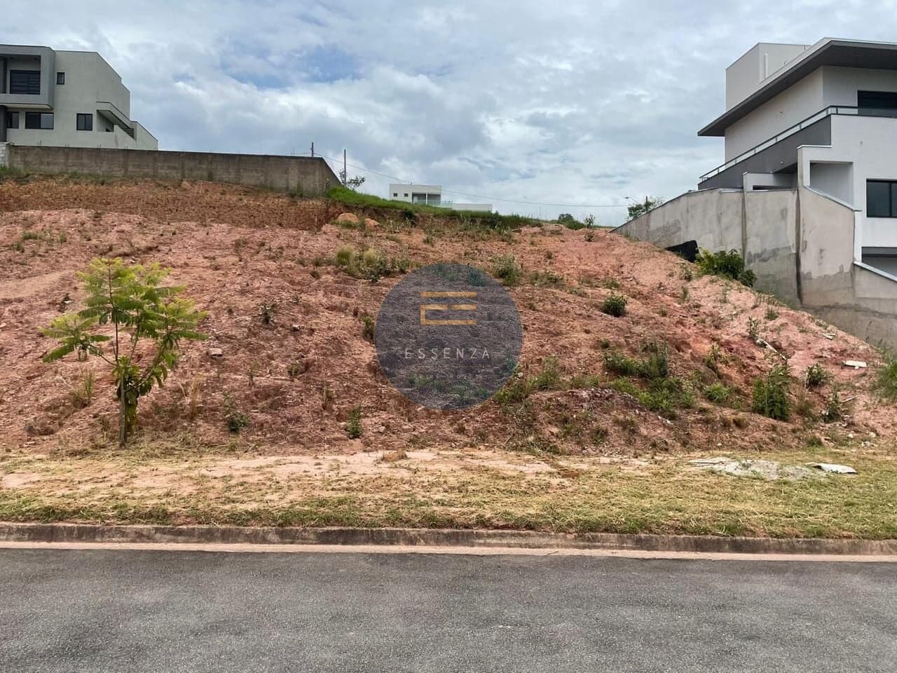 Terreno no Condomínio Cambarah em Aclive a Venda Jarinu