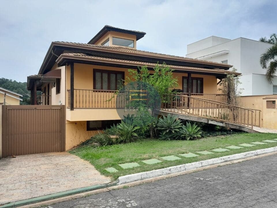 Casa à Venda no Condomínio Vista Verde – Caxambu, Jundiaí/SP – 508m² Construídos em Terreno de 502m²